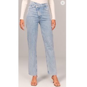 Abercrombie & Fitch 90s Ultra High Rise Straight Jeans